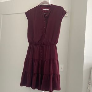 Classic tie-waist dress